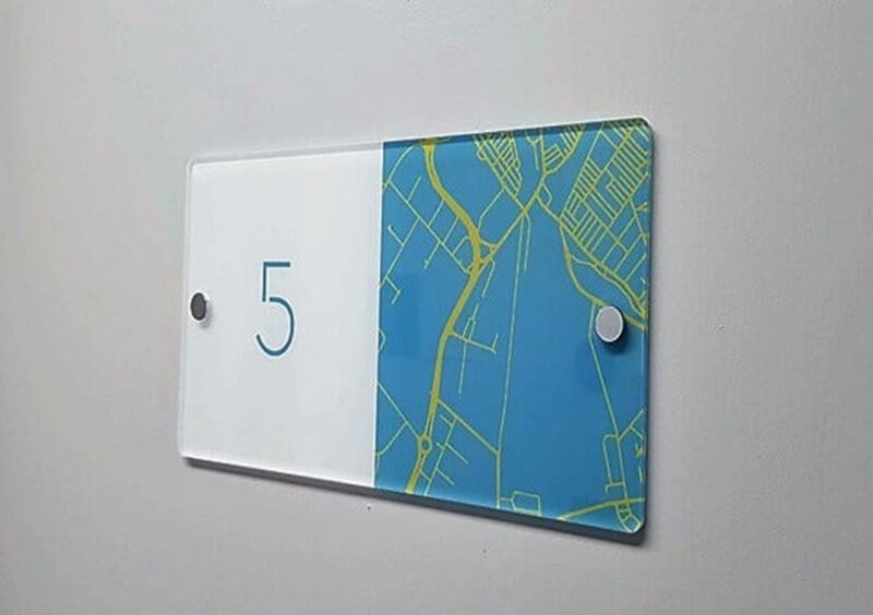 An image of a primary school's interior signage.